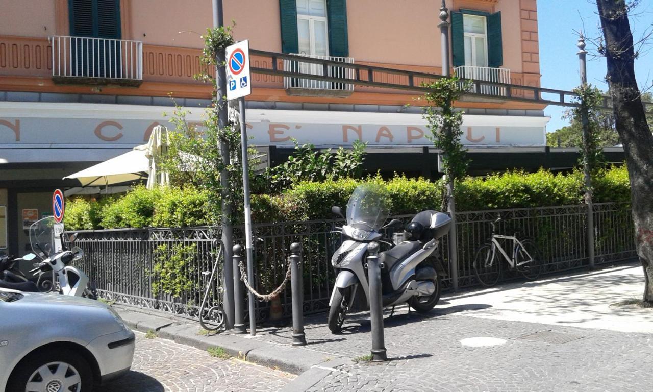 Apartamento Dimora Stabiae Castellammare di Stabia Exterior foto
